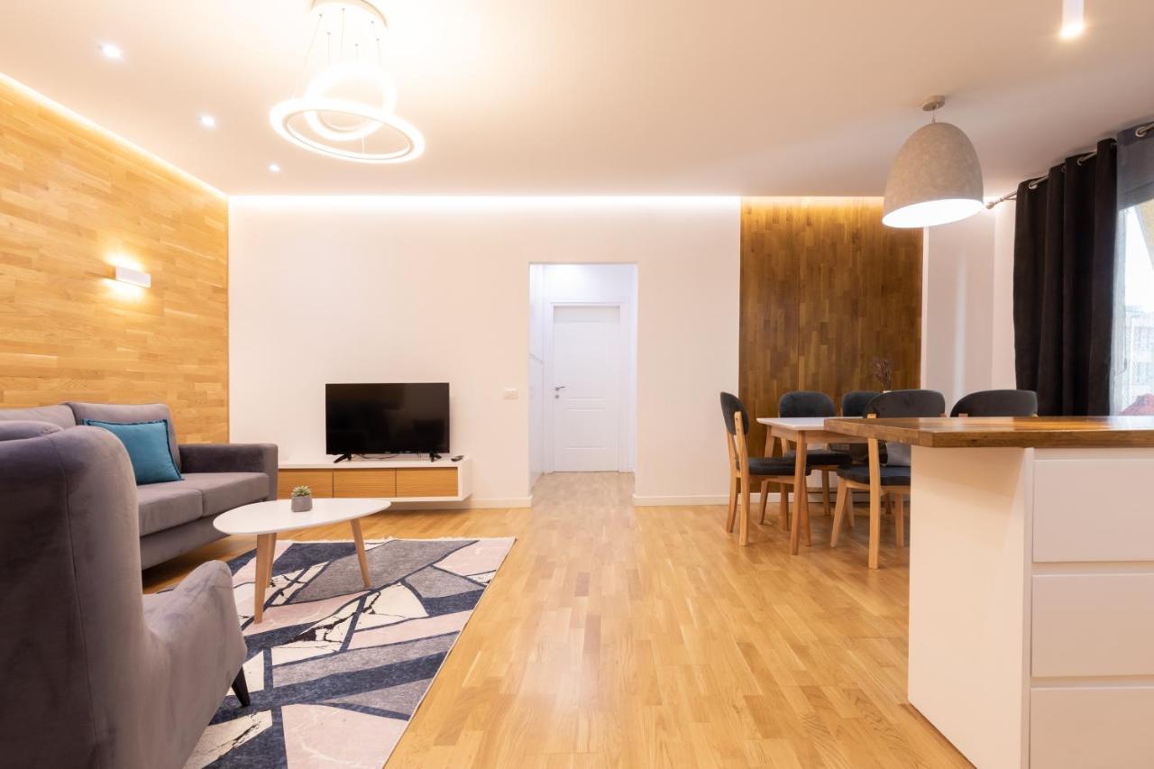 Exclusive 2 Bedrooms Apartment 티라나 외부 사진
