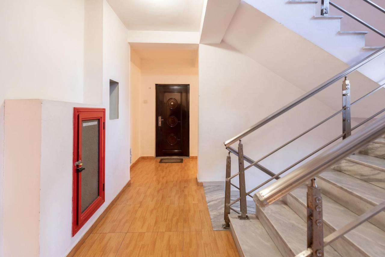 Exclusive 2 Bedrooms Apartment 티라나 외부 사진
